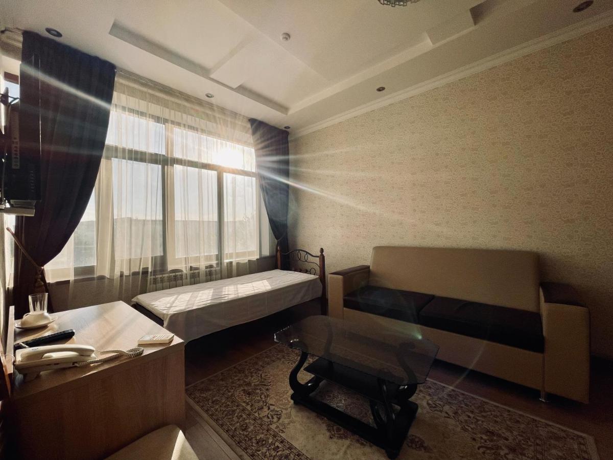Достык Hotell Kyzylorda Eksteriør bilde